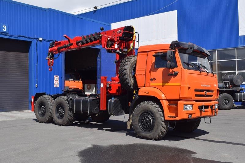 Тягач КАМАЗ 43118 с КМУ Horyong HRS 216