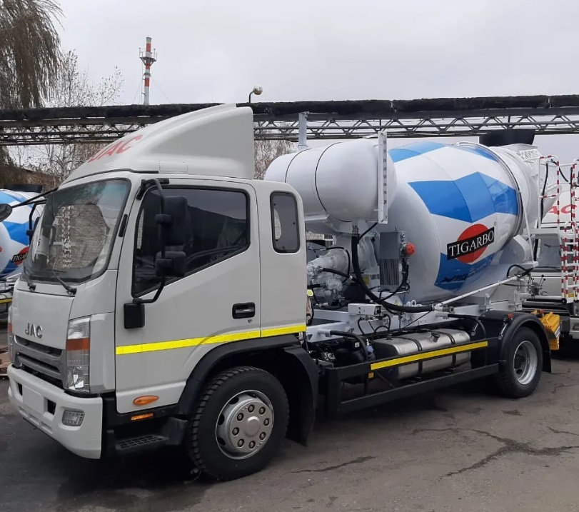 Автобетоносмеситель JAC N120